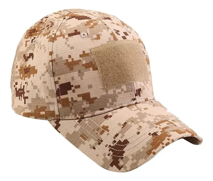 Gorra visera con parche camuflado